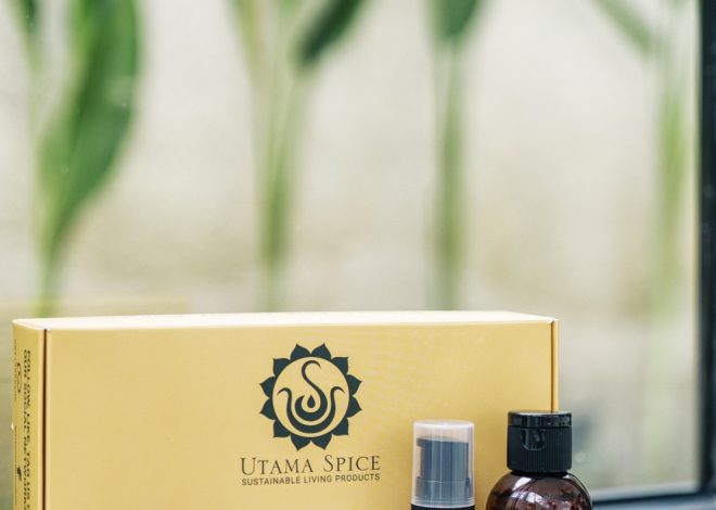 Meaningful End of Year Gift: Botanical Wellness Set from Utama Spice