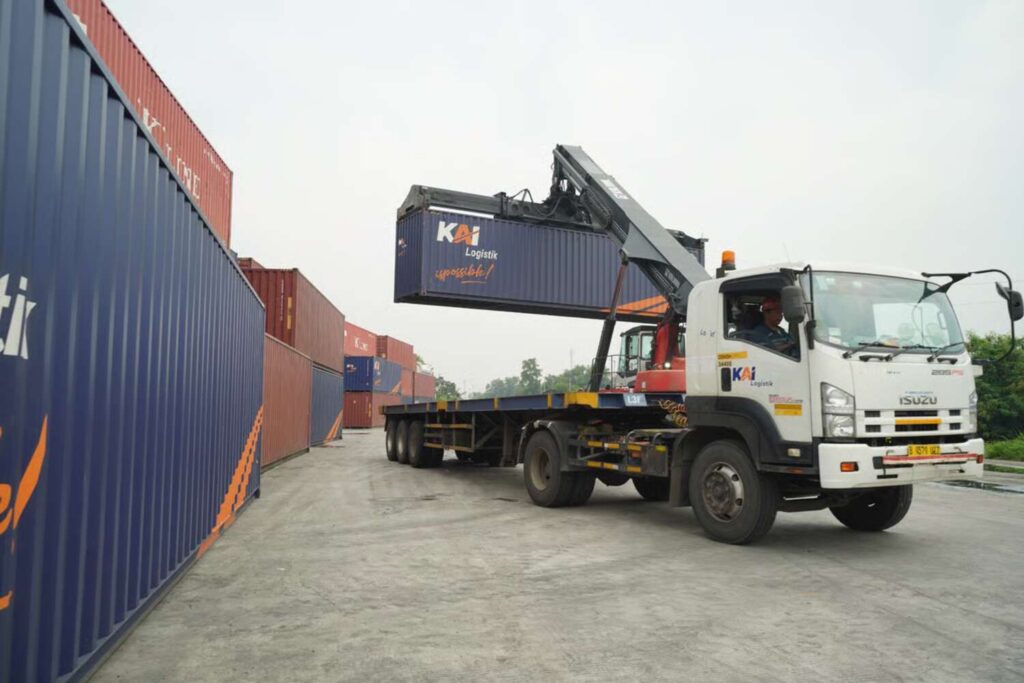 Customer Confidence Strengthens, KAI Logistics Container Transport Grows 8%
